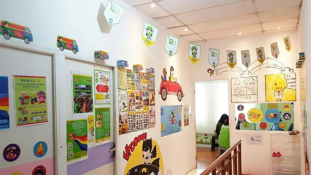 sekolah menggambar untuk anak